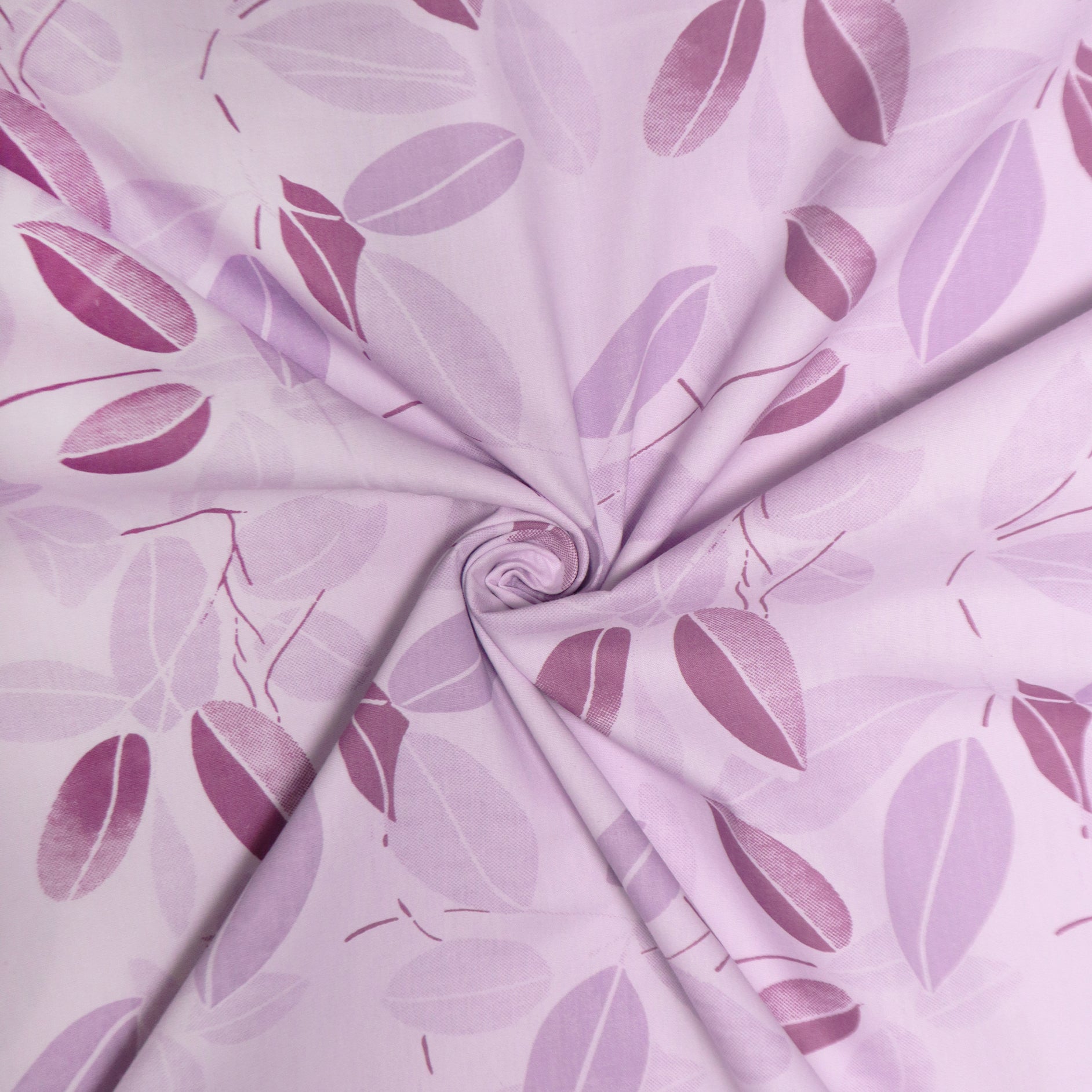 Lavender & Maroon Leaf Motif
